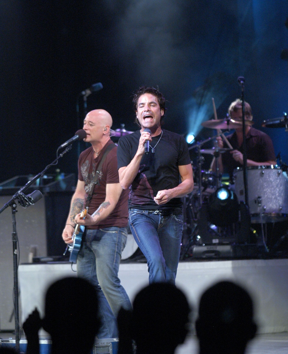 Train Frontman and Guitarist Entertain Troops at Wolf Trap Concert