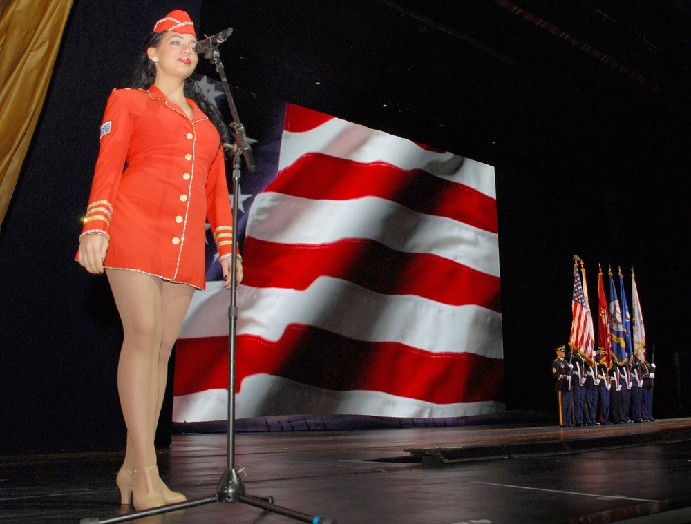 USO Liberty Belles Sing National Anthem at 'Salute to the Troops' in New York