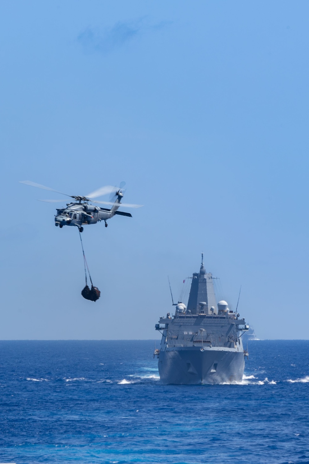 USS Iwo Jima conducts vertical replenishment at sea