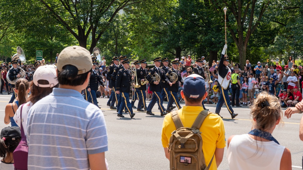 257th Army Band parades for Independence Day