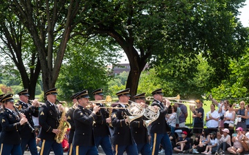 257th Army Band parades for Independence Day