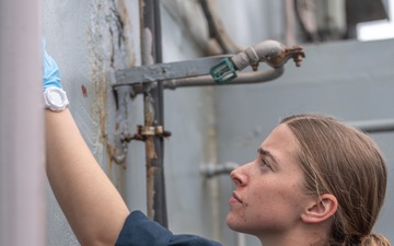 USS PEARL HARBOR (LSD 52) deck department Sailors perform corrosion control