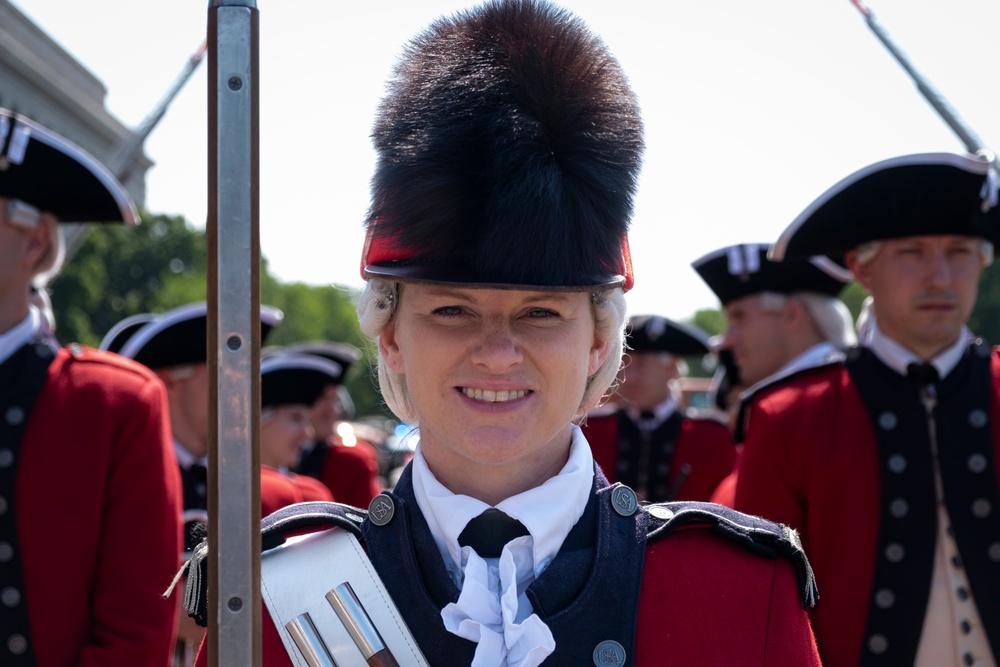 Fife and Drum Corps Performs at Declaration of Independence Reading