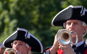 Fife and Drum Corps Performs at Declaration of Independence Reading