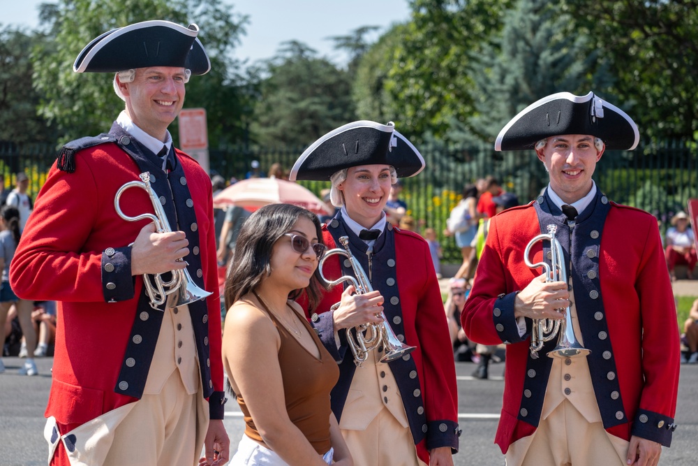 Fife and Drum Corps Performs at Declaration of Independence Reading