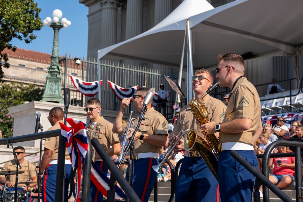 Fife and Drum Corps Performs at Declaration of Independence Reading