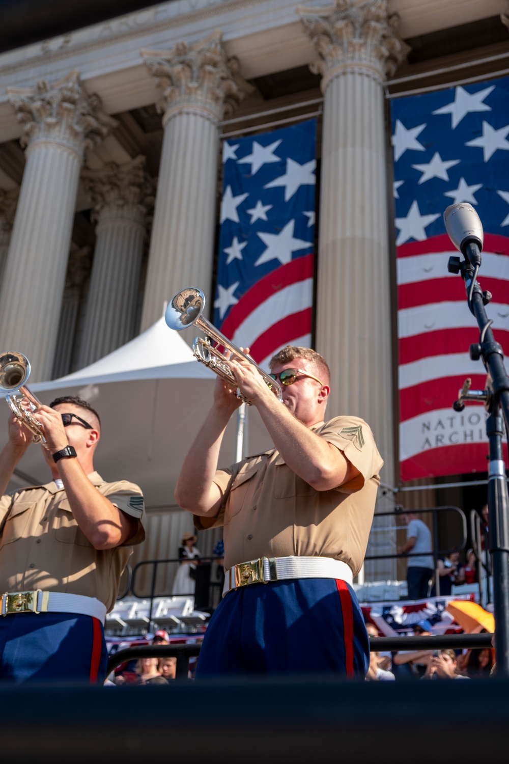 Fife and Drum Corps Performs at Declaration of Independence Reading