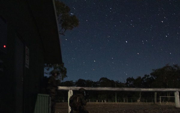 31st MEU | MRF raid under the stars