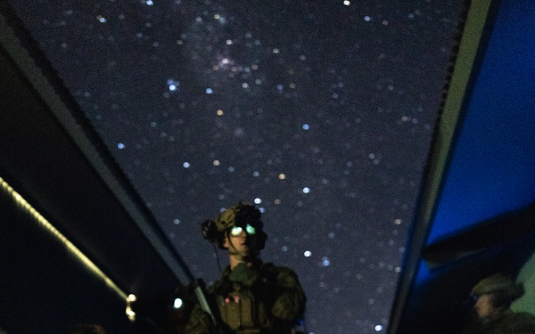31st MEU | MRF raid under the stars