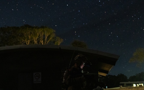 31st MEU | MRF raid under the stars