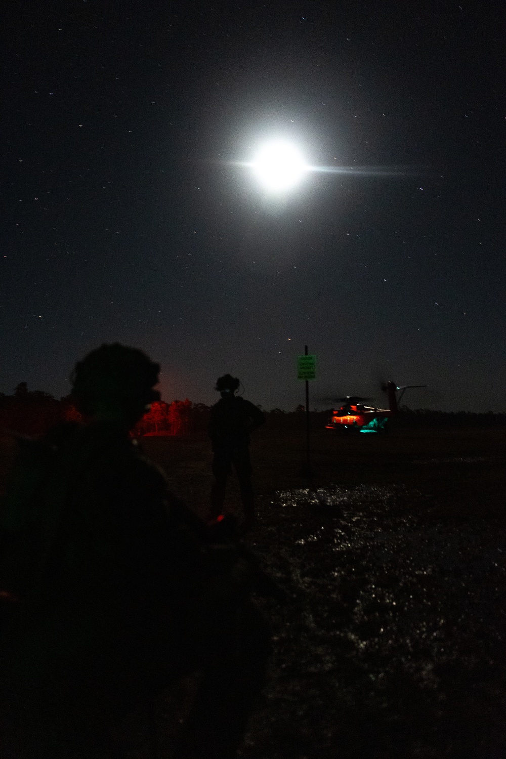 31st MEU | MRF raid under the stars