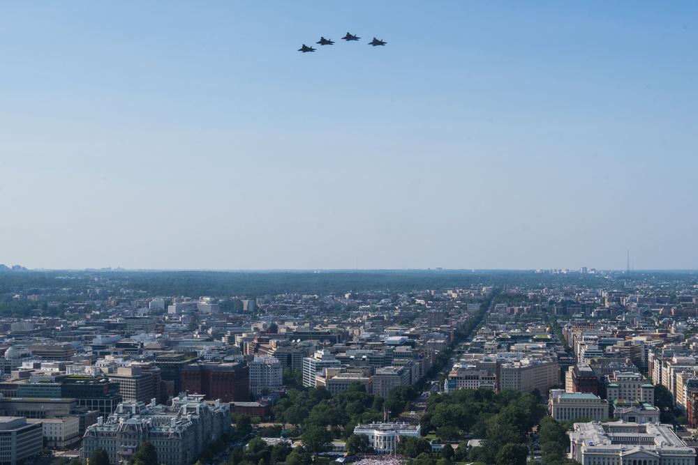 U.S. Airpower soars over the White House