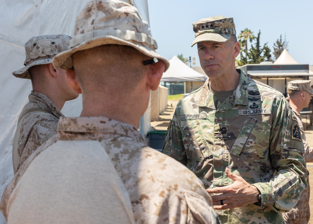 U.S. Army leader visits Marines supporting Task Force 51
