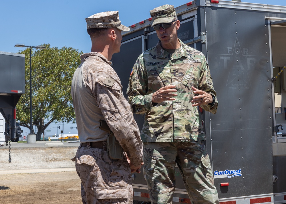 U.S. Army leader visits Marines supporting Task Force 51