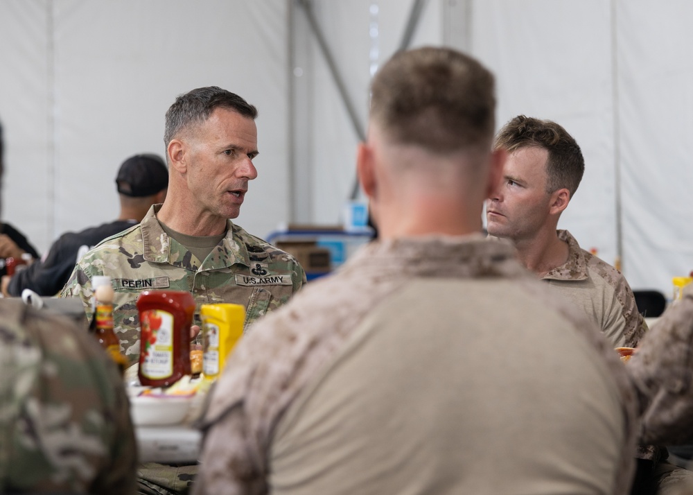 U.S. Army leader visits Marines supporting Task Force 51