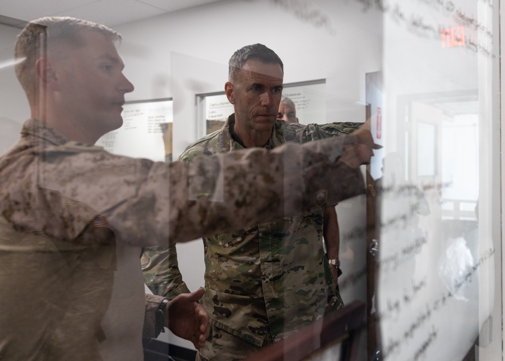 U.S. Army leader visits Marines supporting Task Force 51