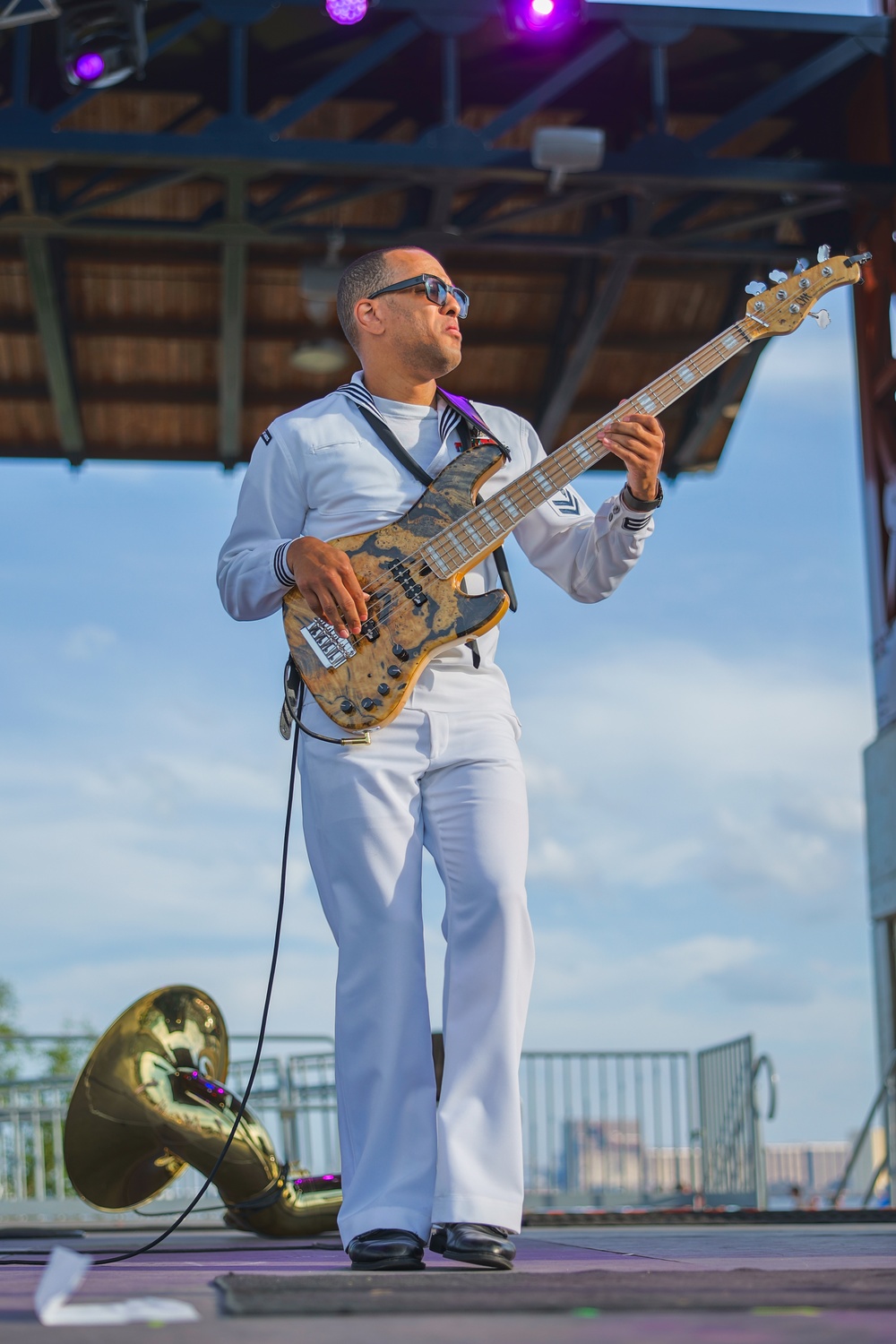 Navy Band Great Lakes Performs at Duluth Fourth Fest
