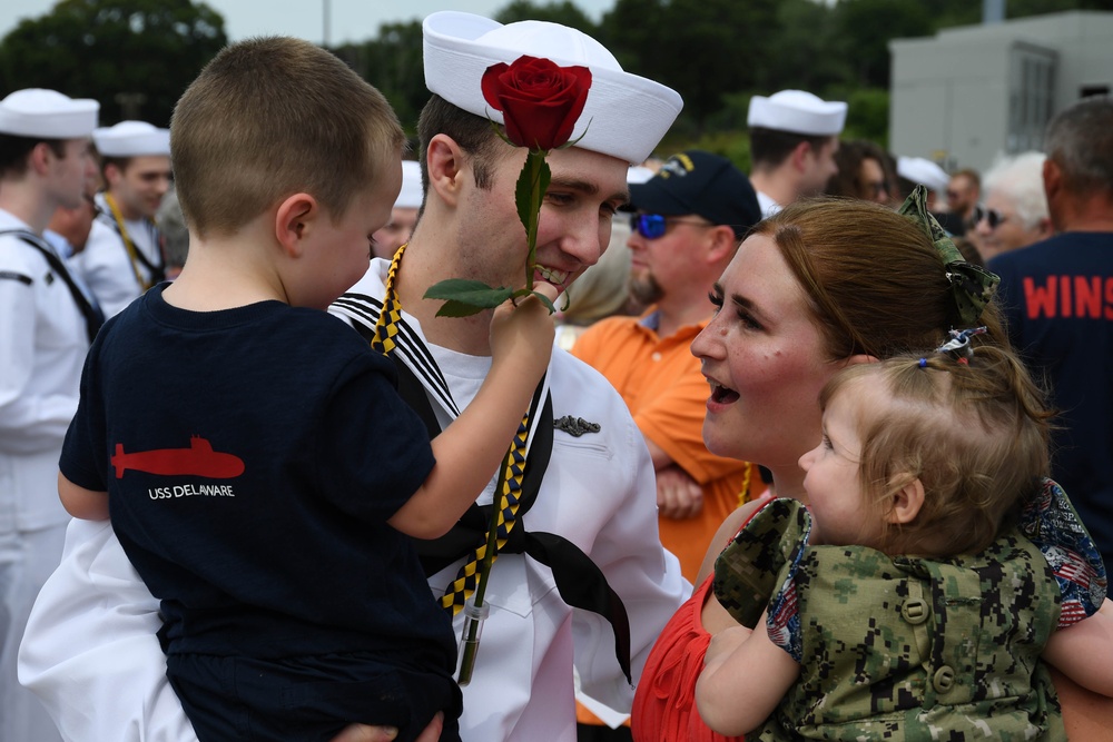 Delaware returns home from deployment