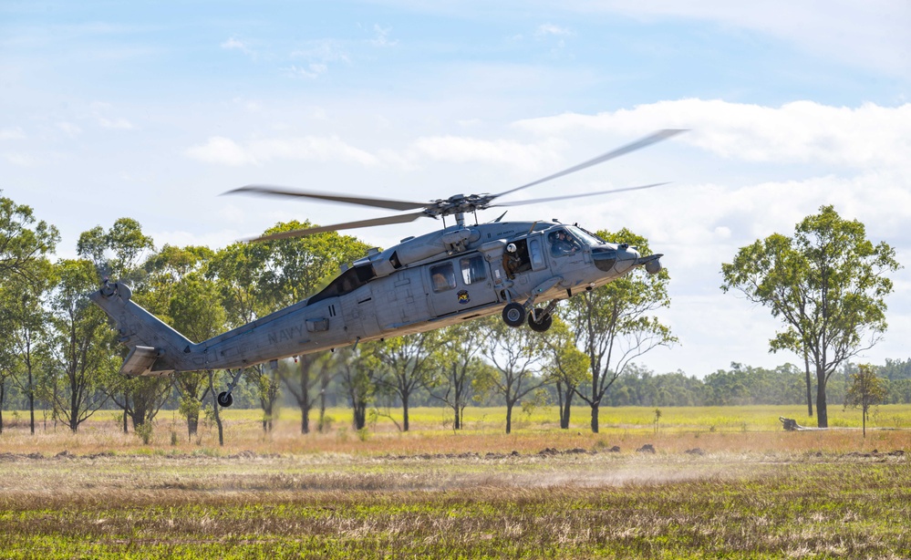 HSC 25 Conducts Operations at Shoalwater Bay Training Area