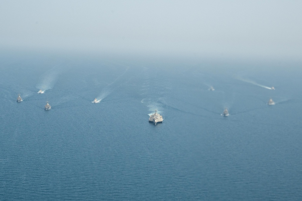 U.K. Royal Navy, U.S. Navy and U.S. Coast Guard Sail Together in the U.S. Central Command Area of Responsibility