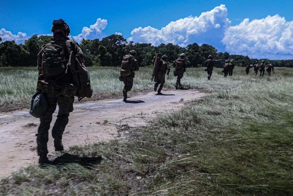 22nd MEU(SOC) | Weapons Co. TRAP mission During COMPTUEX