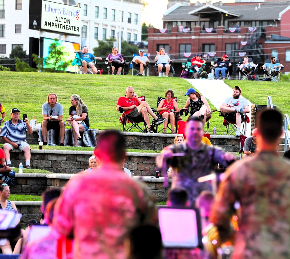 Illinois Army National Guard's 144th Army Band Returns to Alton to Rock Out