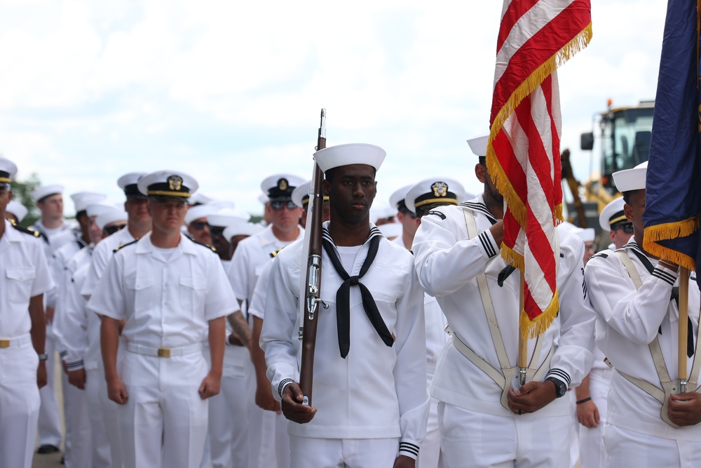 USS Farragut Marches in the Independence Day Parade