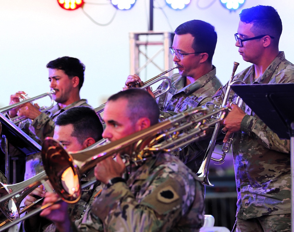 Illinois Army National Guard's 144th Army Band Returns to Alton to Rock Out