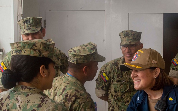 USNS Comfort hosts press from Ecuador