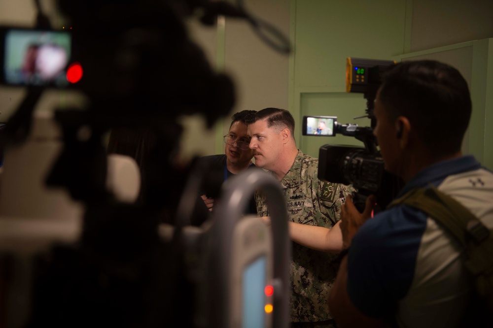 USNS Comfort hosts press from Ecuador