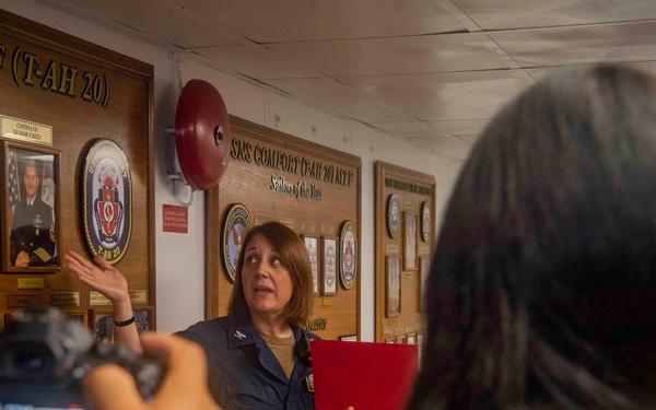 USNS Comfort hosts press from Ecuador