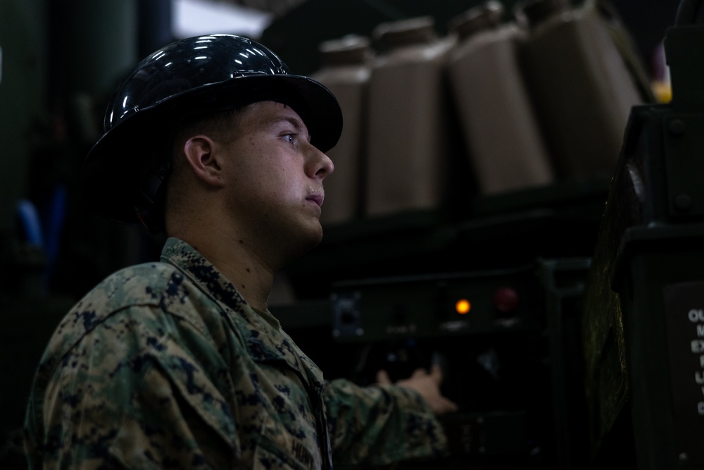 22nd MEU (SOC)| LAV Engine Maintenance