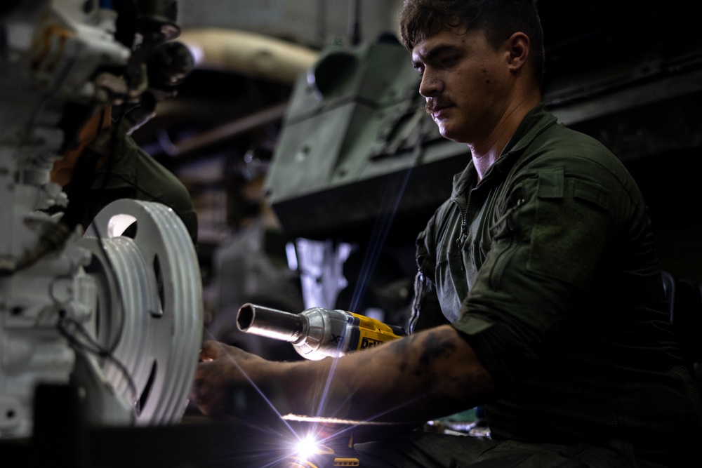 22nd MEU (SOC)| LAV Engine Maintenance