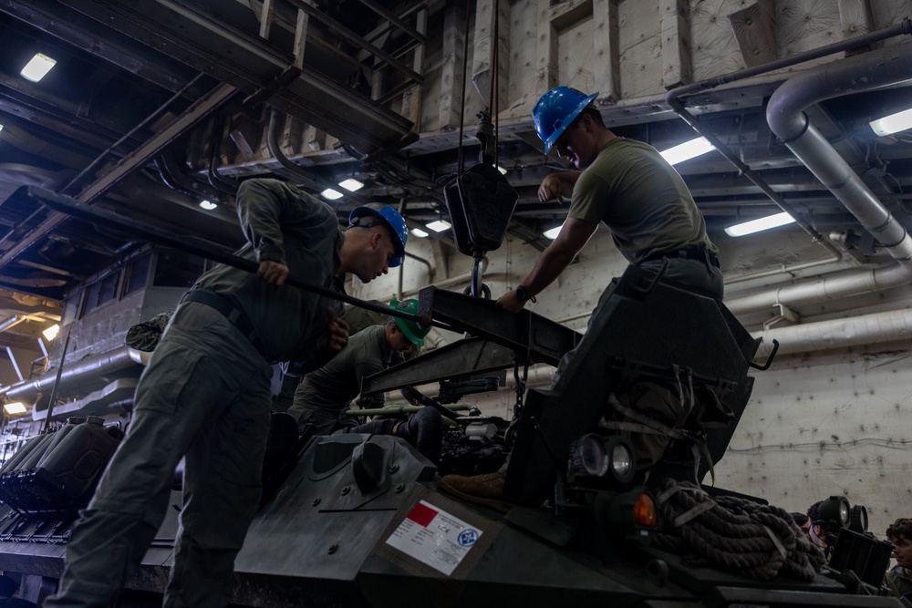 22nd MEU (SOC)| LAV Engine Maintenance