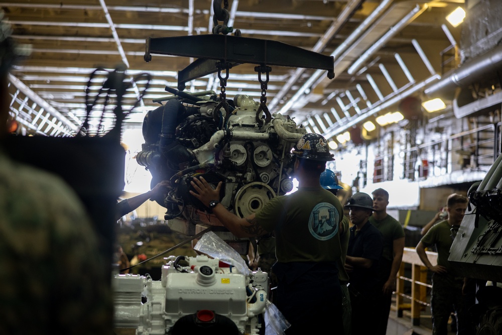 22nd MEU (SOC)| LAV Engine Maintenance