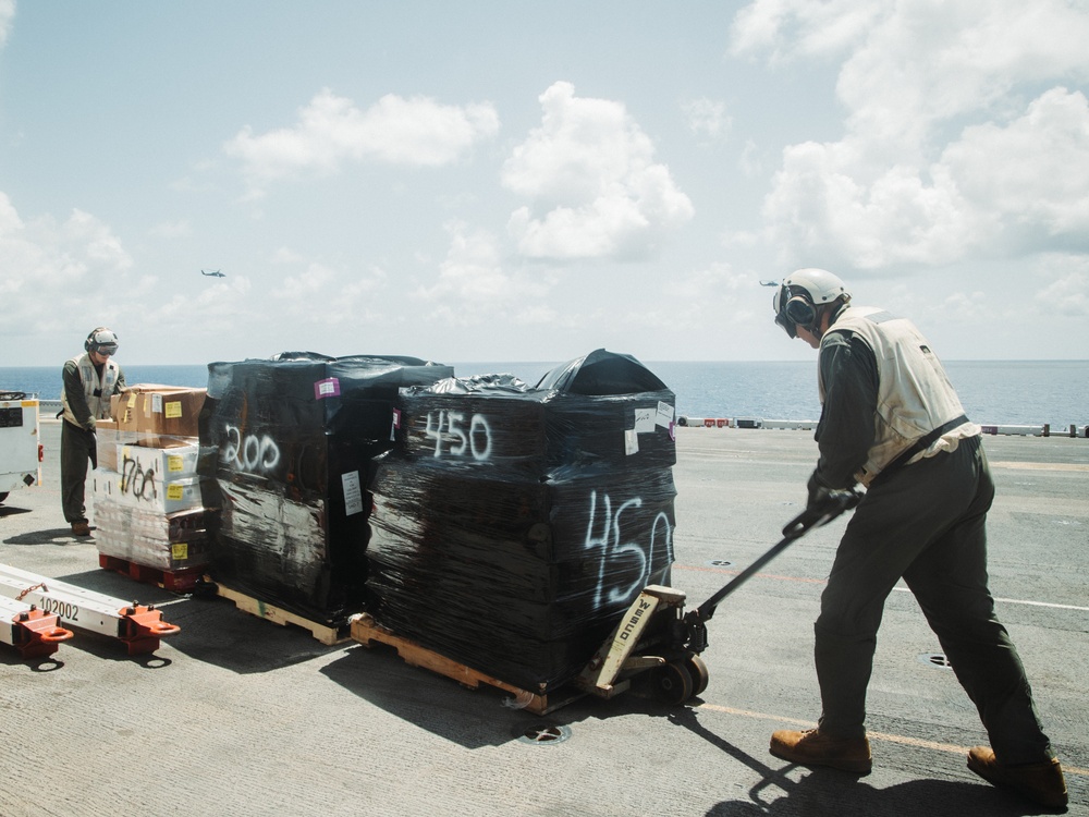 22nd MEU (SOC) | Resupply at Sea During COMPTUEX