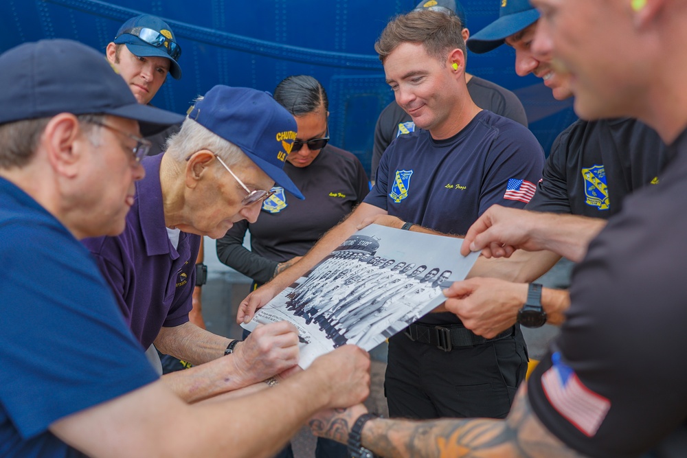 Buffalo Lake Native and Navy Parachuting Pioneer Reunites with Leap Frogs at Duluth Air Show