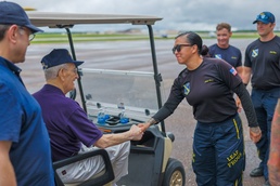 Buffalo Lake Native and Navy Parachuting Pioneer Reunites with Leap Frogs at Duluth Air Show