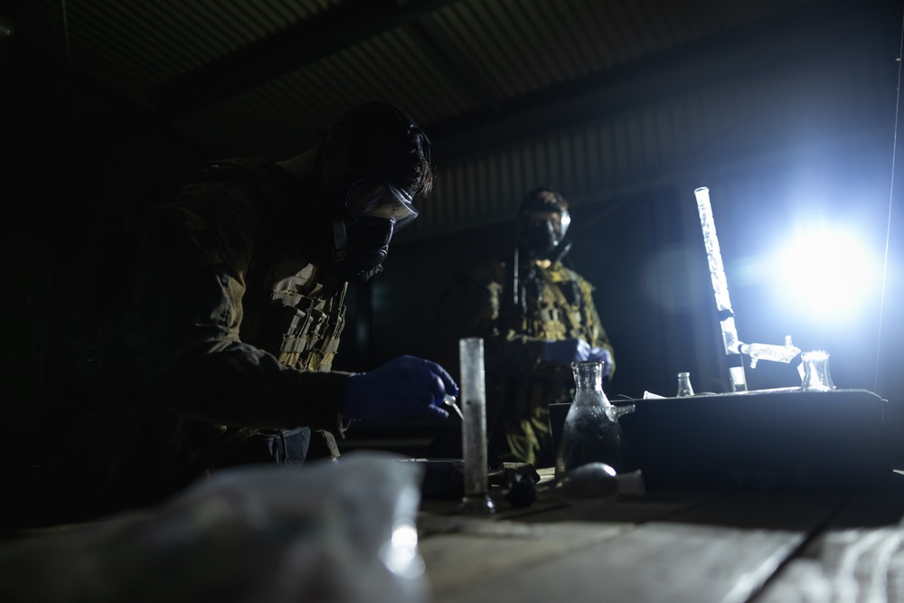 U.S. Marines with Force Reconnaissance Platoon Conduct a Limited Scale Raid