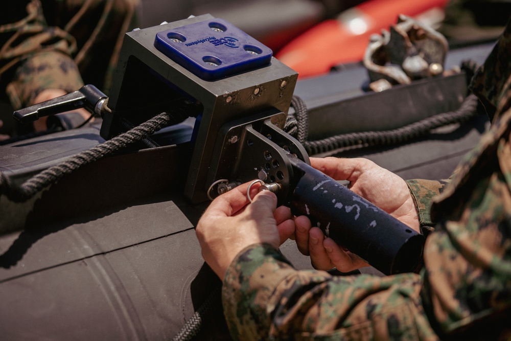 Littoral Engineer Reconnaissance Team and 12th Littoral Logistics Battalion Conduct Combat Rubberized Raid Raft Sustainment Training