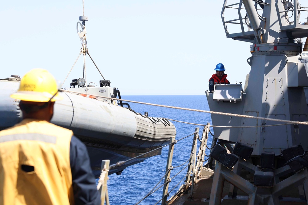 DDG 98 BOAT OPS