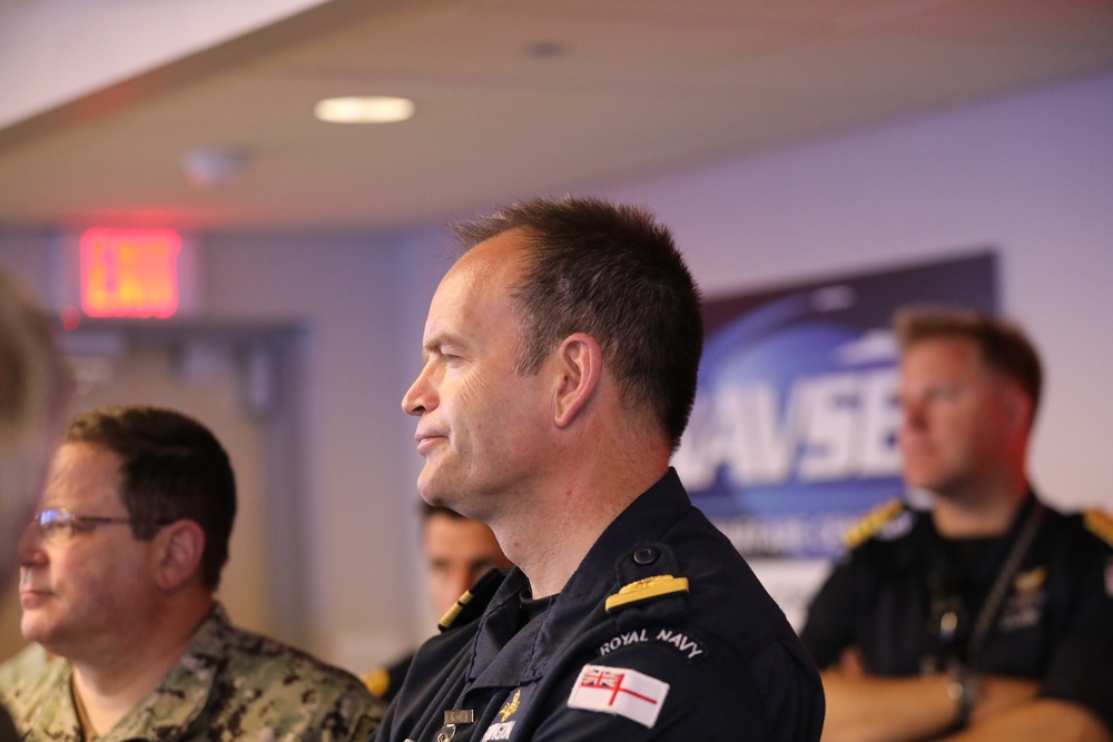 UK RADM Rimington Visits HEFTI Global Live Operations Center (GLOC)