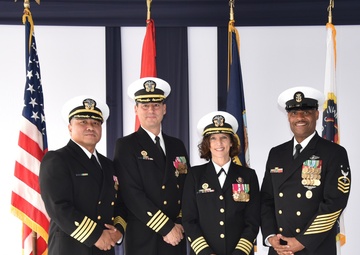 NAMRU SOUTH Holds Change of Command