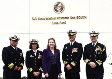 NAMRU SOUTH Holds Change of Command