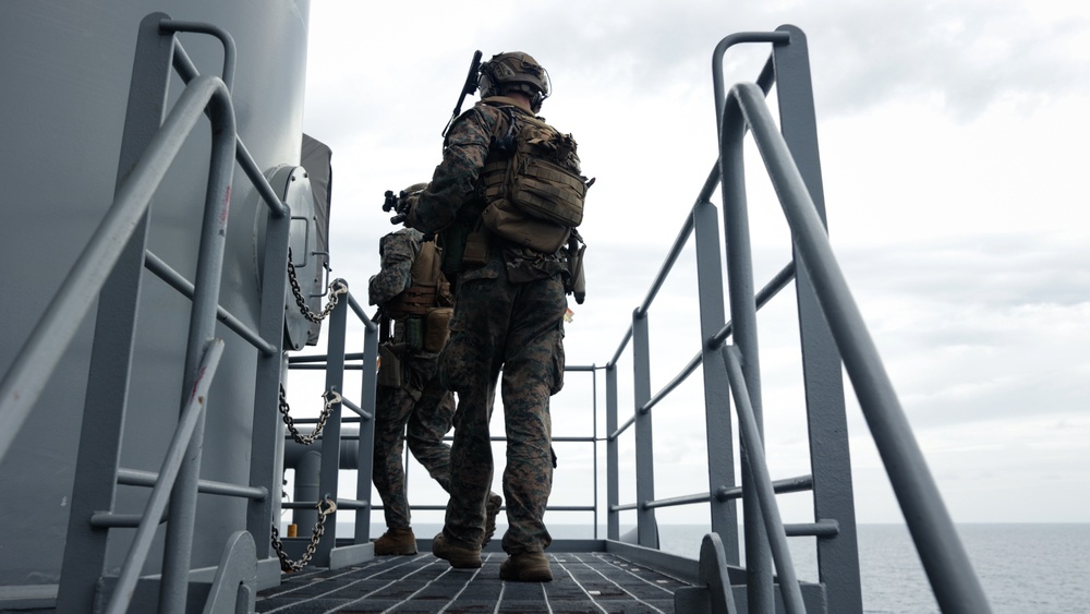 31st MEU | Visit, Board, Search, and Seizure exercise