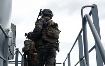 31st MEU | Visit, Board, Search, and Seizure exercise