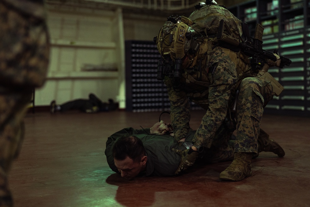 31st MEU | Visit, Board, Search, and Seizure exercise