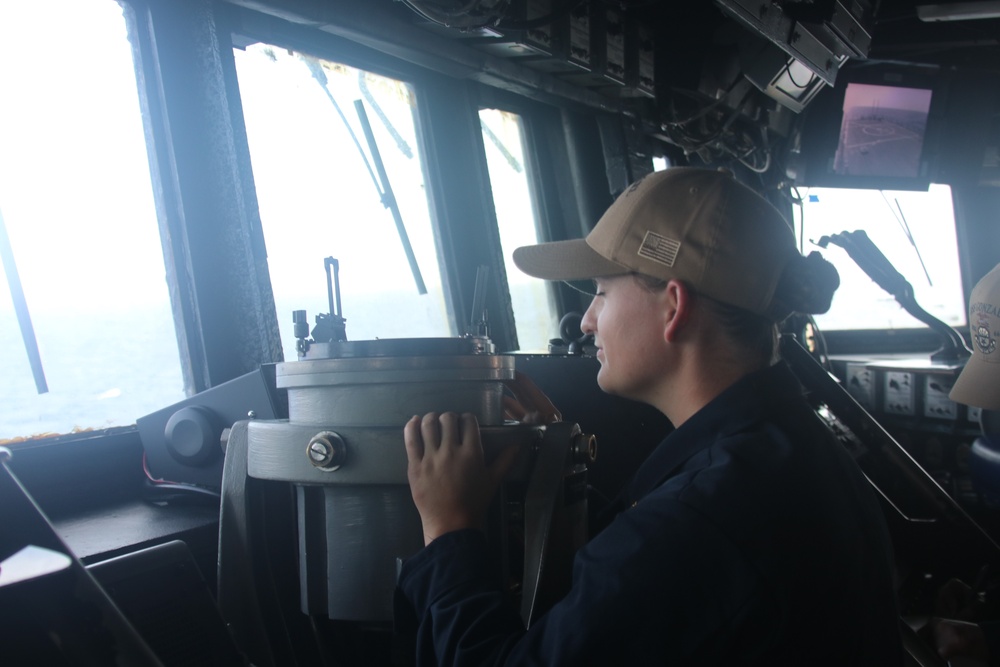 USS GONZALEZ (DDG 66) Conducts Surface Warfare Advanced Tactical Training (SWATT)