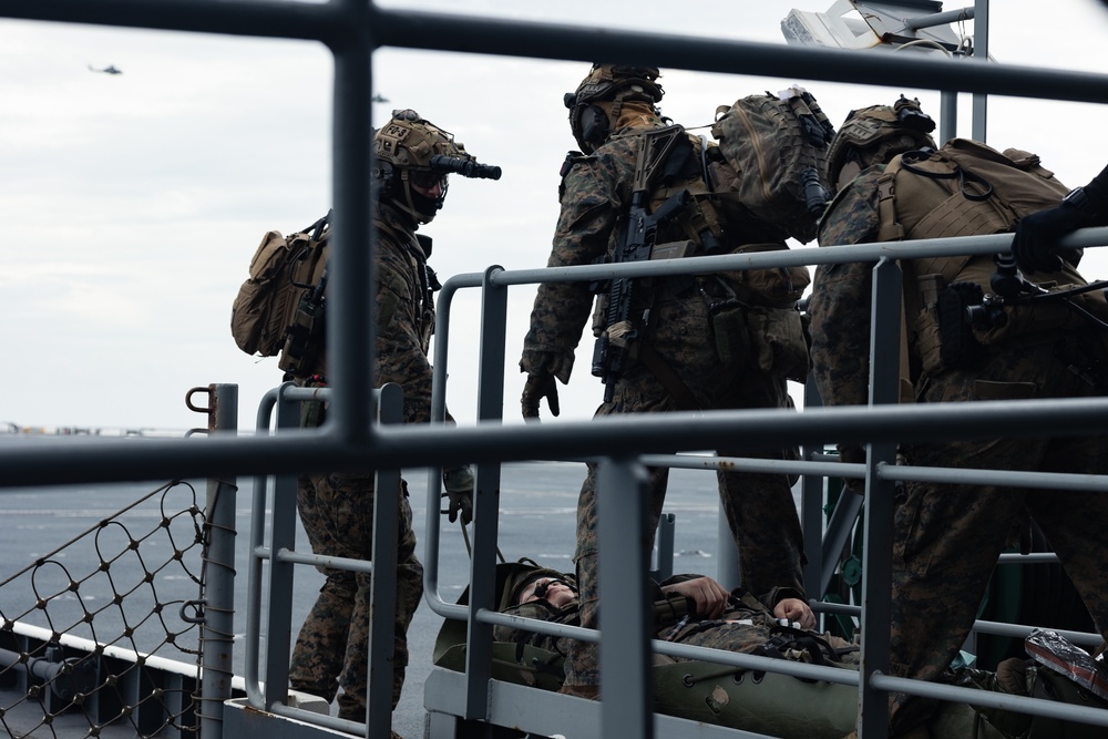 31st MEU | Visit, Board, Search, and Seizure exercise
