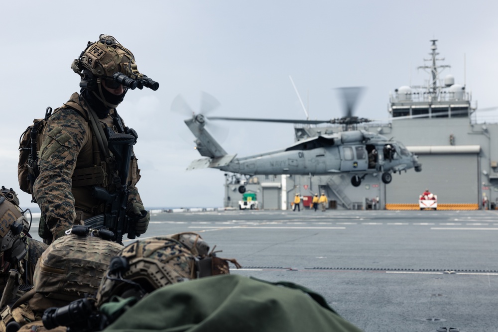 31st MEU | Visit, Board, Search, and Seizure exercise